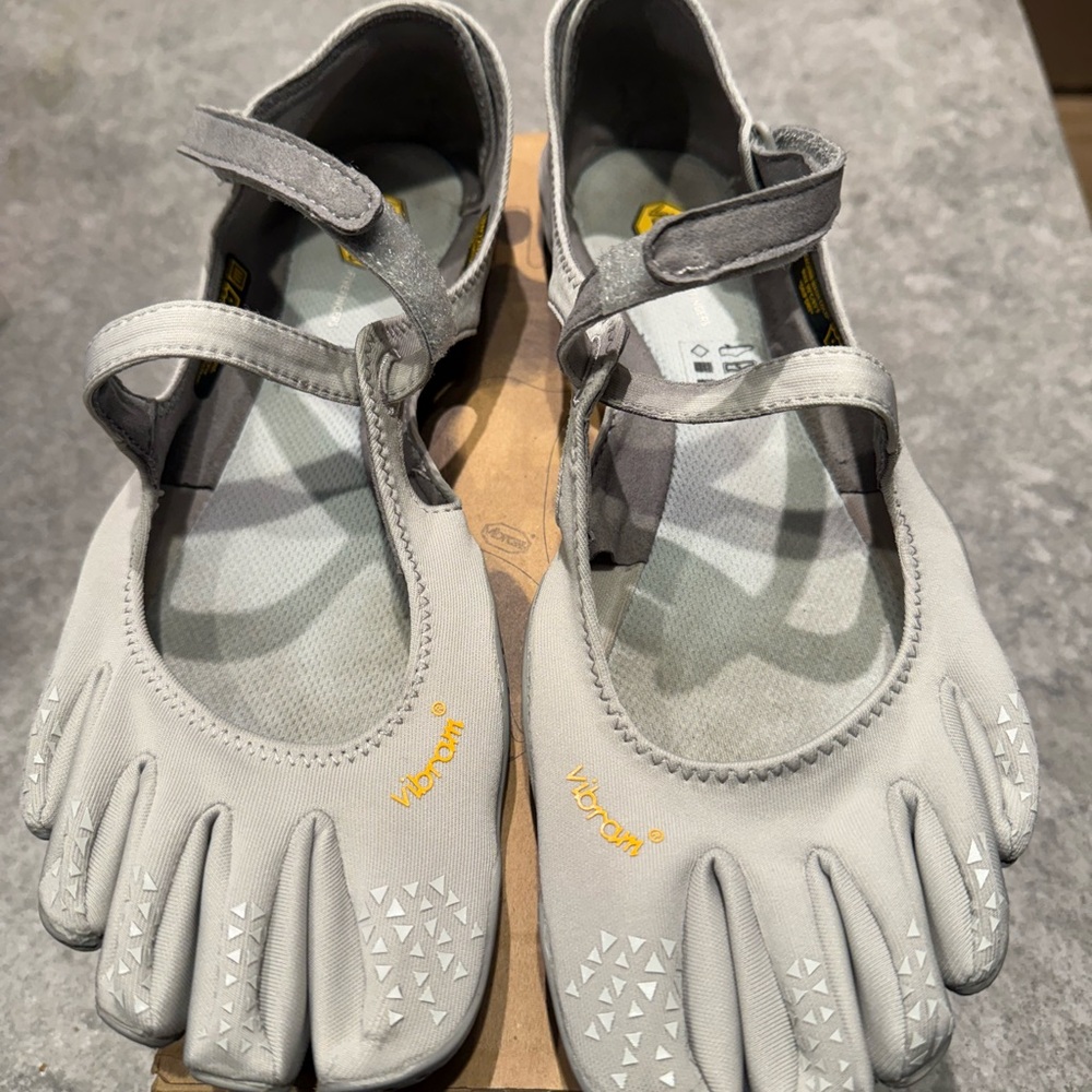 V-SOUL WOMEN'S Five Finger Vibram